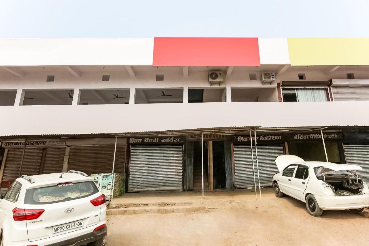 جبلبور Oyo 69647 Yash Lodge المظهر الخارجي الصورة