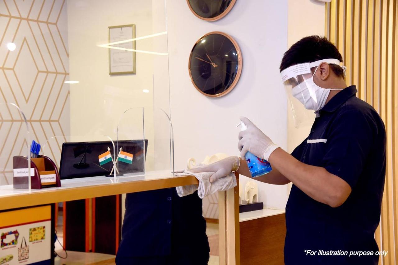 جبلبور Oyo 69647 Yash Lodge المظهر الخارجي الصورة